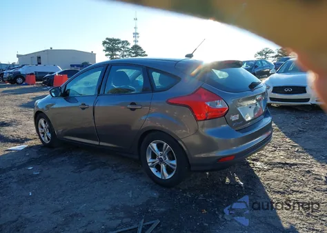 2014 Ford Focus Se from USA, damaged, VIN 1FADP3K23EL2SS802